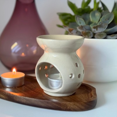 Mały kominek do wosków zapachowych