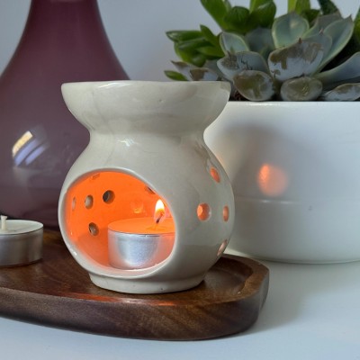 Mały kominek do wosków zapachowych